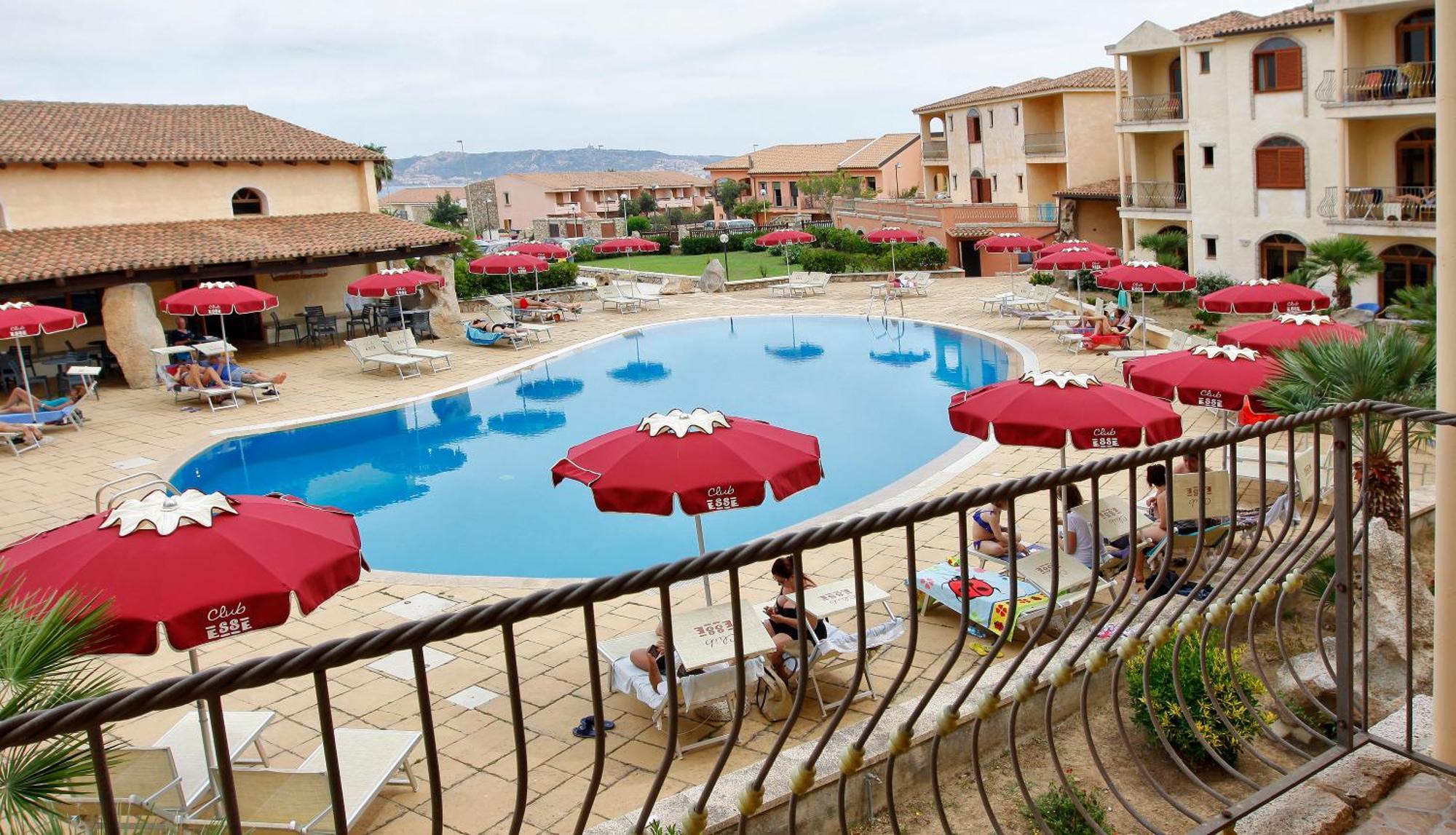 Hotel Club Esse Beach 4*